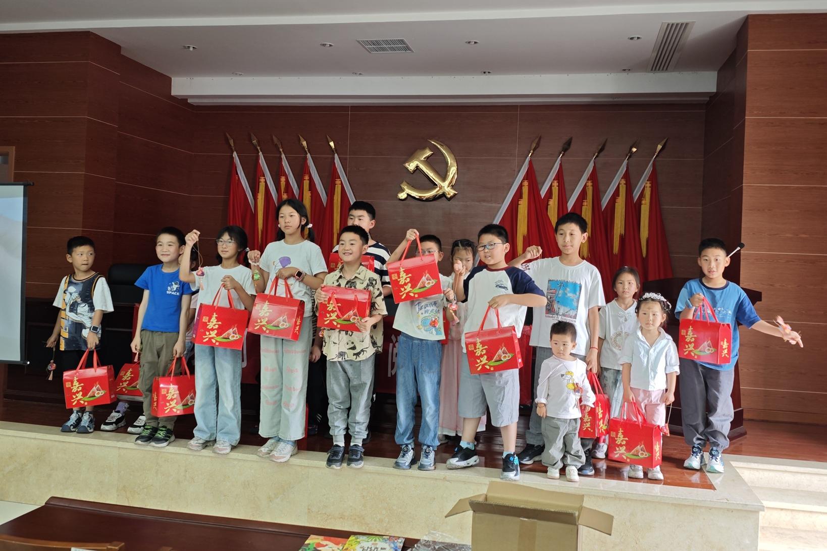 邓尉村|快乐六一 翰墨书香书法活动
