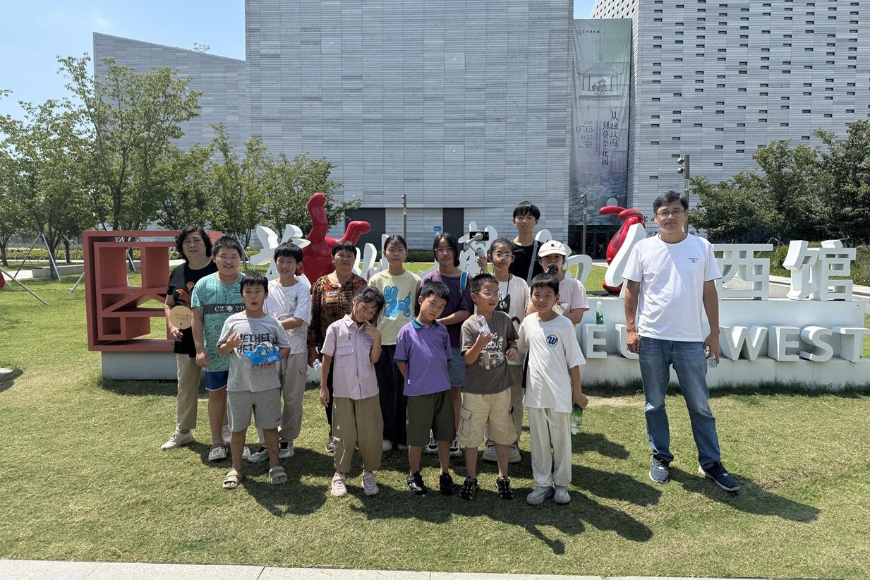 梅园社区|“智造未来·乳业探秘”——明治全自动化生产线科技体验营