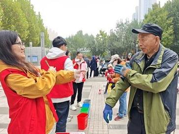 邻里益起行，安全健康伴 —— 京贸北区社区便民公益市集温暖开市