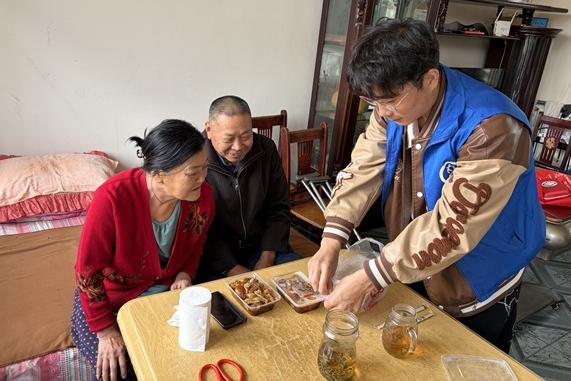 【南蔡村镇社工站】刘羊坊村：暖心助餐・情满乡村