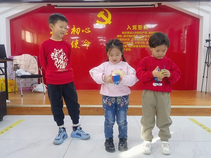 副中心有我|“营火微光 点靓家园”西营社区“家校社”家校携手,社区联欢主题活动 副中心有我|“营火微光 点靓家园”西营社区“家校社”家校携手,社区联欢主题活动