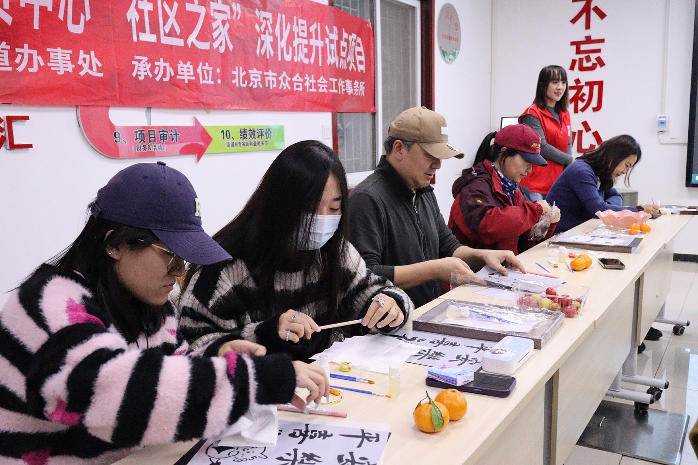 不说结业快乐 只说未来可期——“中仓青年夜”课堂迎来“毕业季” 不说结业快乐 只说未来可期——“中仓青年夜”课堂迎来“毕业季”