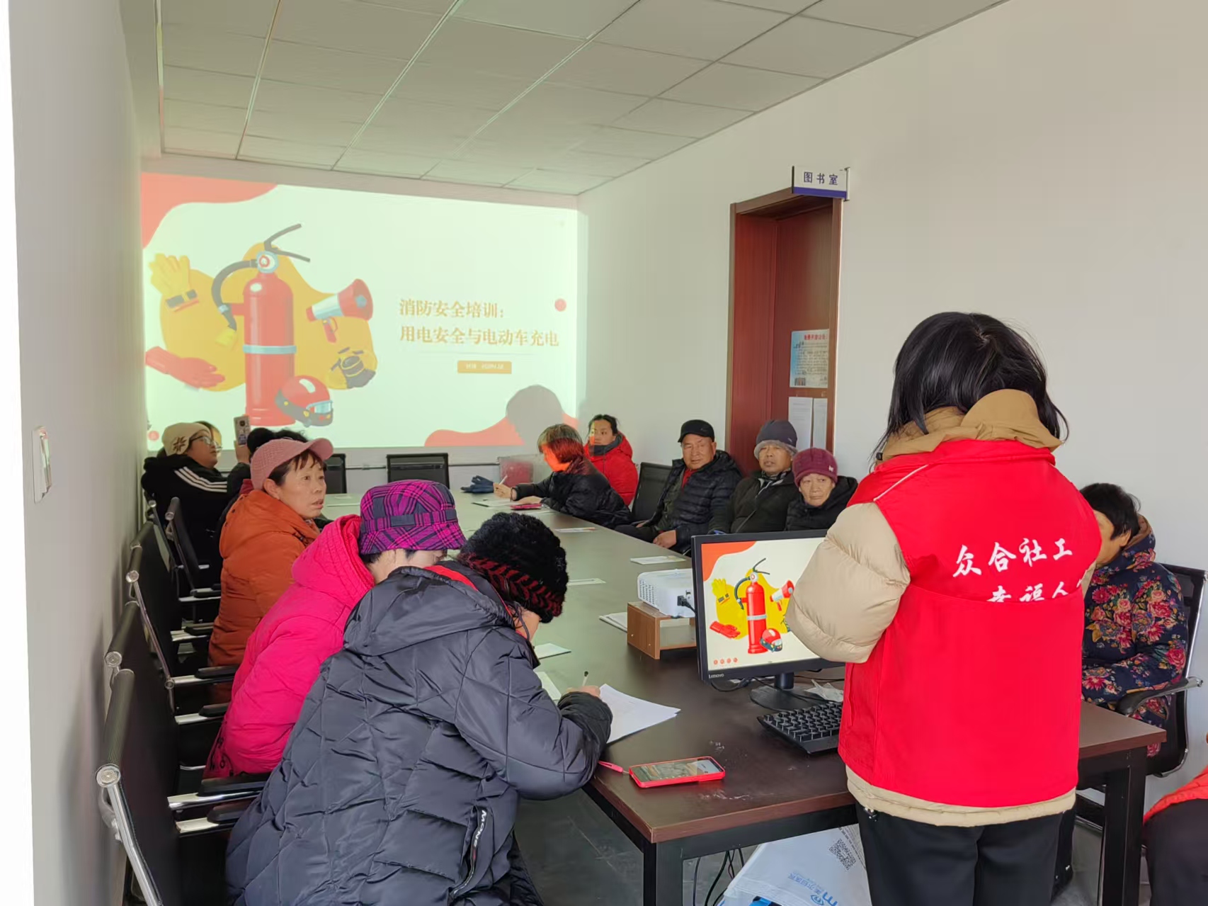 副中心有我|“岔道筑安巢,消防护家园” ——岔道村消防安全活动 副中心有我|“岔道筑安巢,消防护家园” ——岔道村消防安全活动