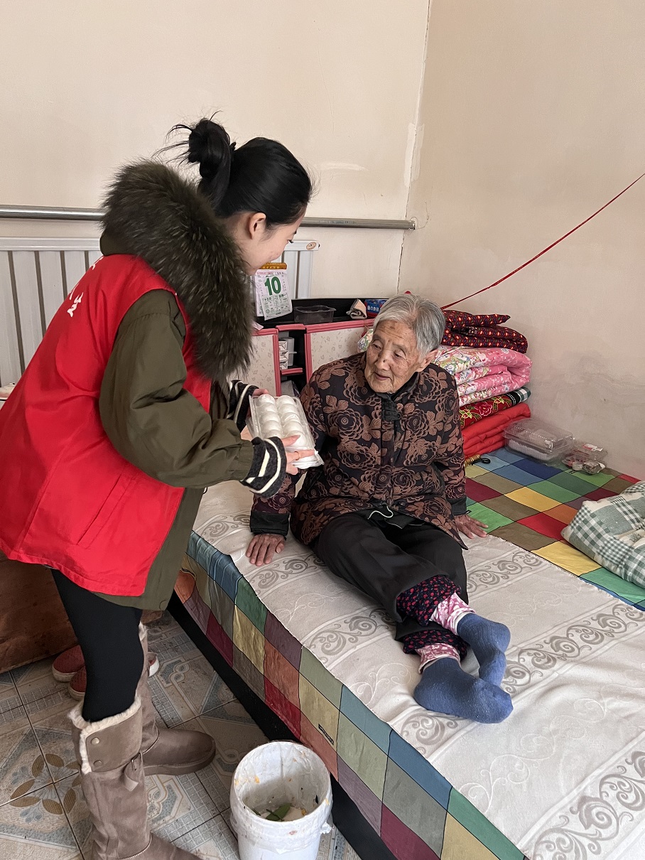副中心有我|情暖“元”宵,前疃村灯火映照邻里情 副中心有我|情暖“元”宵,前疃村灯火映照邻里情