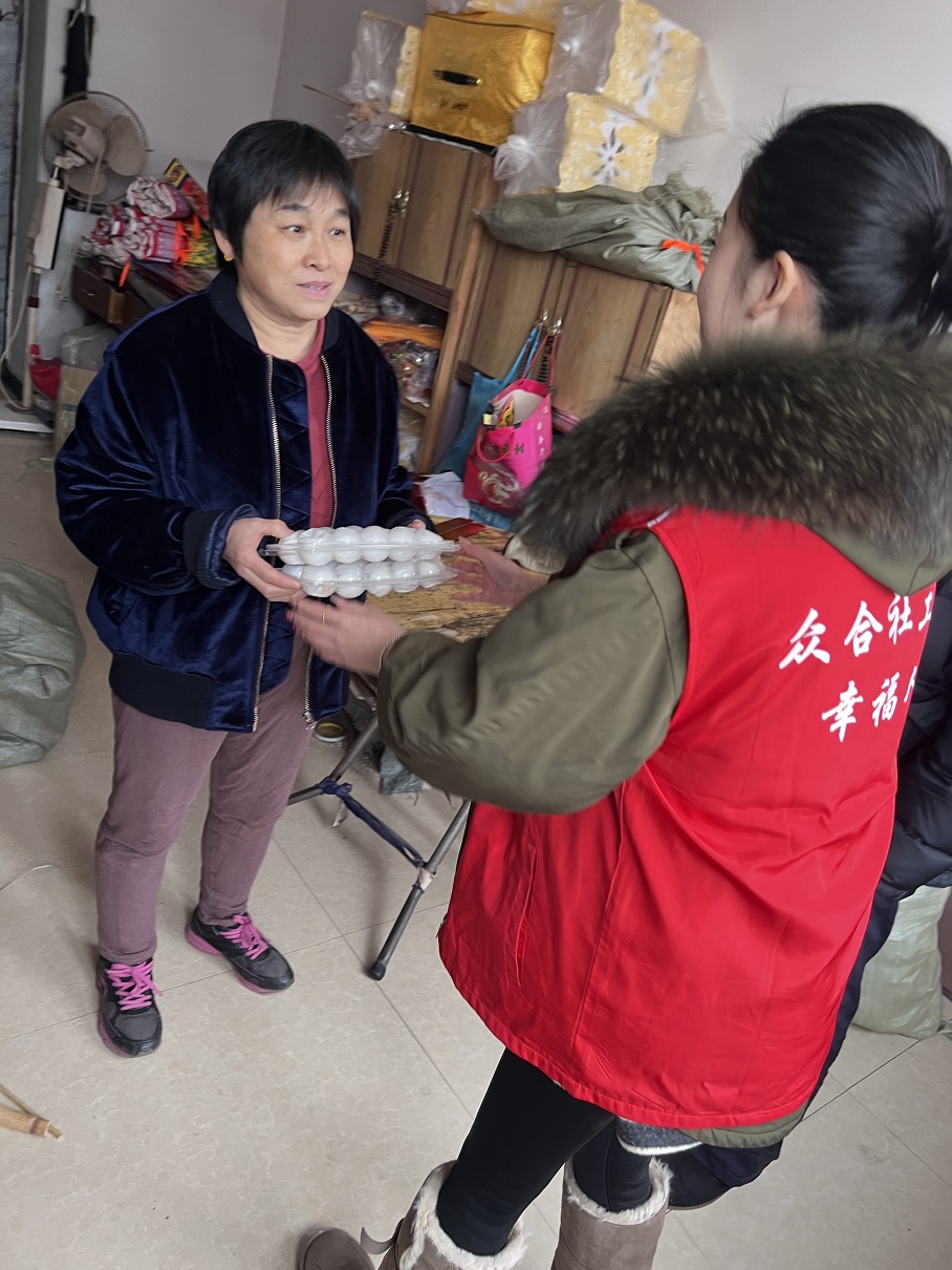 “管好门前“责任田”,文明整洁迎新年 ”——九棵树街道小巷管家助力门前三包志愿服务活动 “管好门前“责任田”,文明整洁迎新年 ”——九棵树街道小巷管家助力门前三包志愿服务活动