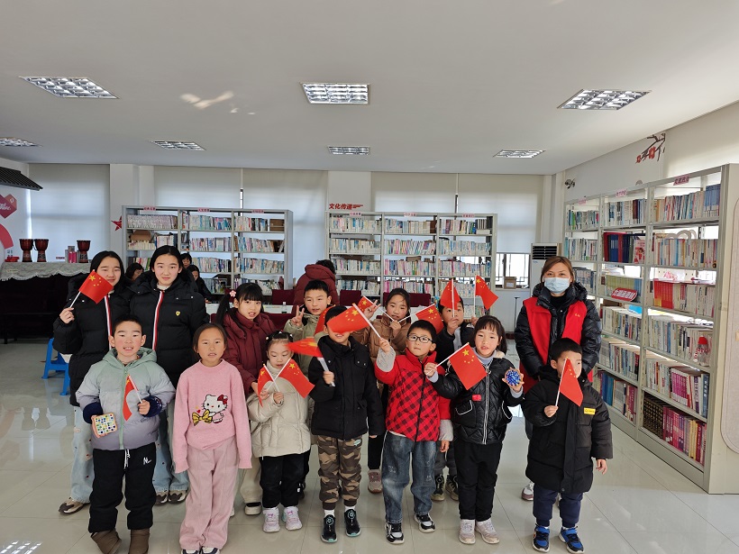 太湖渔港村新时代文明实践站开展“元宵灯火中的抗战记忆”阅读活动
