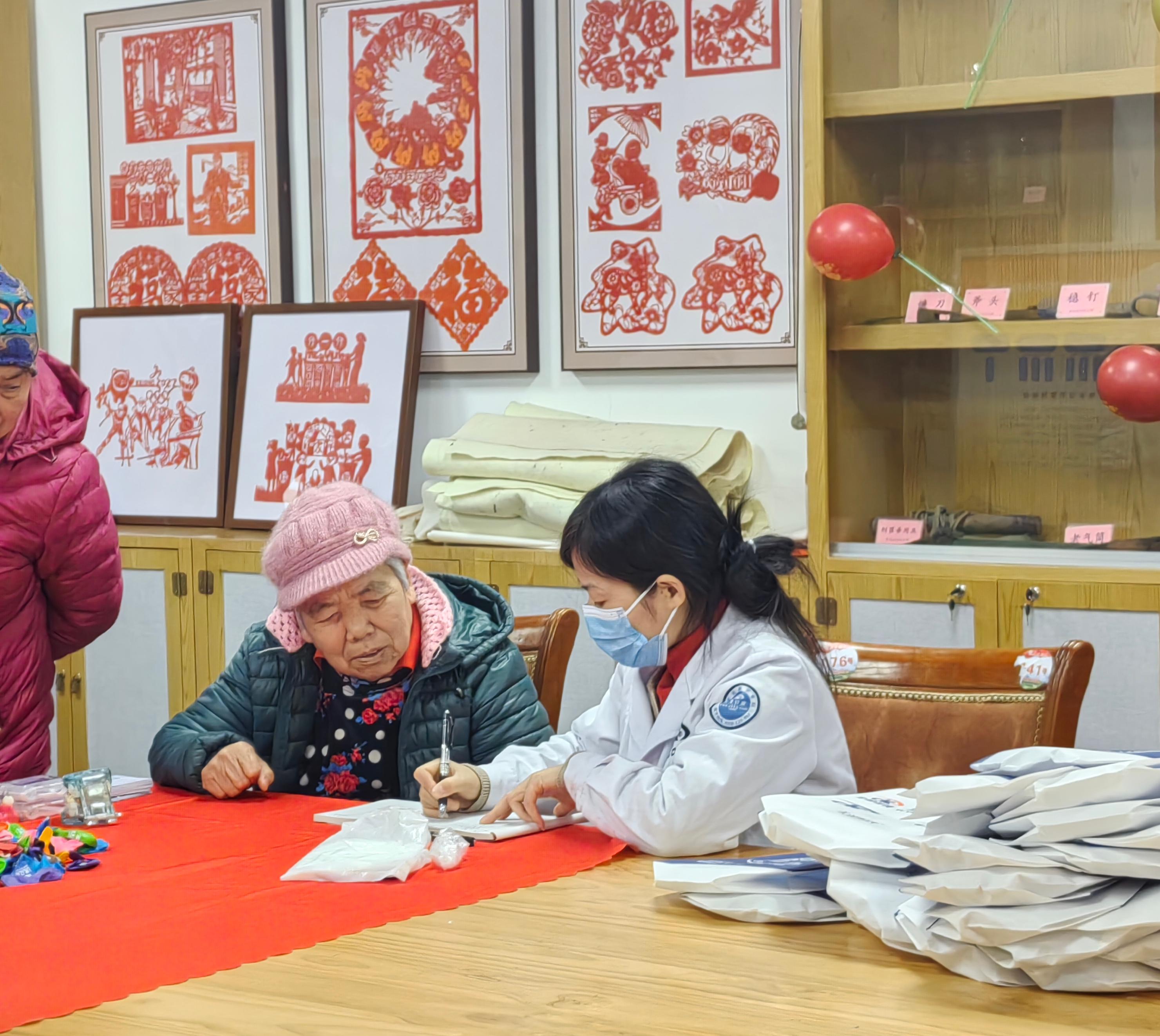 副中心有我|“医社携手送健康,雷锋精神映乡村”潞城镇东刘庄村义诊活动顺利开展! 副中心有我|“医社携手送健康,雷锋精神映乡村”潞城镇东刘庄村义诊活动顺利开展!