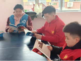 【大王古庄镇四助服务】“小小志愿,大大精彩”——困境儿童化身“小雷锋”传递温暖 【大王古庄镇四助服务】“小小志愿,大大精彩”——困境儿童化身“小雷锋”传递温暖