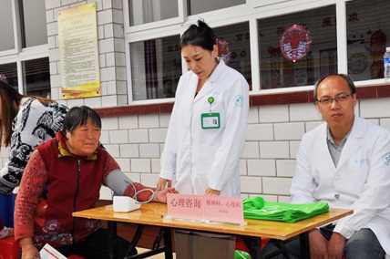 【大孟庄镇四助服务】共建共享“服务圈”“幸福杨店·公益惠老”杨店村公益日活动 【大孟庄镇四助服务】共建共享“服务圈”“幸福杨店·公益惠老”杨店村公益日活动