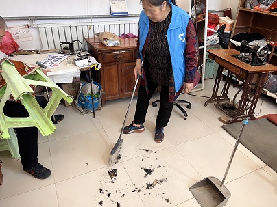 【大王古庄镇四助服务】“为夕不晚，志愿出彩”——利尚屯村便民市集：银龄志愿者闪耀，多元服务暖人心