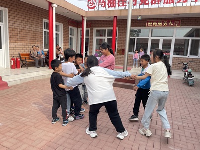 “呵护童艺·乐享童趣”儿童成长小组 活动圆满收官 “呵护童艺·乐享童趣”儿童成长小组 活动圆满收官