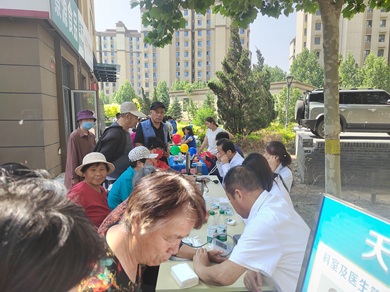 【南蔡村镇社工站】畔景庭苑社区:“有爱无碍 温暖同行”残健共融公益市集 【南蔡村镇社工站】畔景庭苑社区:“有爱无碍 温暖同行”残健共融公益市集