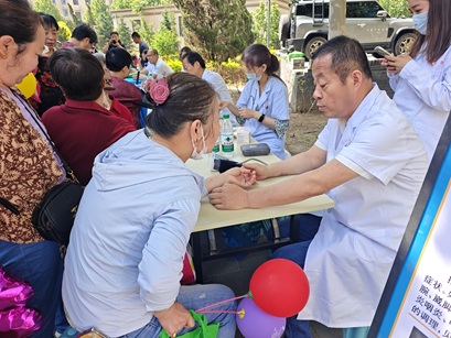【南蔡村镇社工站】畔景庭苑社区:“有爱无碍 温暖同行”残健共融公益市集 【南蔡村镇社工站】畔景庭苑社区:“有爱无碍 温暖同行”残健共融公益市集
