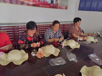 【大王古庄镇社工站】陈各庄村“感恩母爱 花漾时光”母亲节主题活动 【大王古庄镇社工站】陈各庄村“感恩母爱 花漾时光”母亲节主题活动