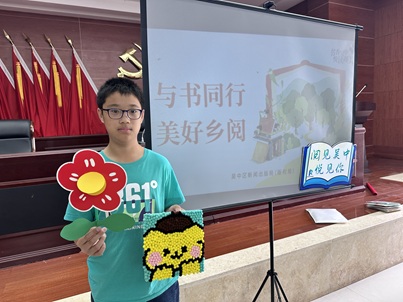 书香满屋 , 爱意浓浓——邓尉村农家书屋组织开展母亲节读书主题活动 书香满屋 , 爱意浓浓——邓尉村农家书屋组织开展母亲节读书主题活动