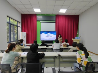 ‘父母养育方式+茶垫刺绣手工制作’欧典社区开展“父母养育方式”为主题的家庭教育活动 ‘父母养育方式+茶垫刺绣手工制作’欧典社区开展“父母养育方式”为主题的家庭教育活动