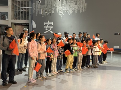 中仓社区“安全冒险家”亲子奇遇记:沉浸式 体验筑牢生命防线 中仓社区“安全冒险家”亲子奇遇记:沉浸式 体验筑牢生命防线
