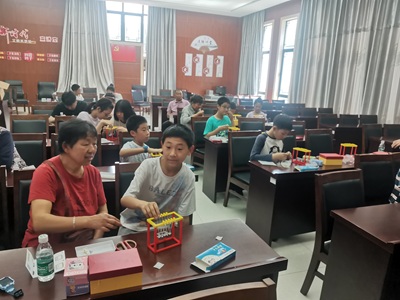 邓尉村|趣味科学，探索无限——了解牛顿摆原理