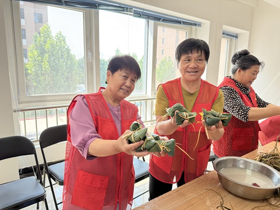 【大王古庄镇社工站】泰丰家园社区“粽香四溢 端午情长”端午节主题志愿活动