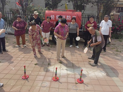 【大王古庄镇四助服务】“童心未泯·乐享银龄”——韩指挥营村开展困境老人关爱志愿活动