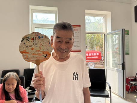 【大王古庄镇四助服务】“童心未泯·乐享银龄”——韩指挥营村开展困境老人关爱志愿活动