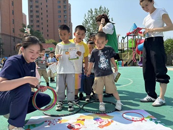 畔水庭苑社区：“童心护齿 粽情欢乐” 游园会
