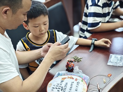邓尉村|快乐六一 翰墨书香书法活动 邓尉村|快乐六一 翰墨书香书法活动
