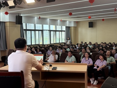 厘清职责边界 提升服务效能 ——潞城镇举办楼门长物业责任与划分专题培训 厘清职责边界 提升服务效能 ——潞城镇举办楼门长物业责任与划分专题培训