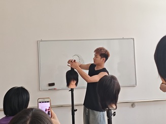【南蔡村镇社工站】“剪一缕关爱，暖一方夕阳”——义剪志愿服务队技能培训开班啦