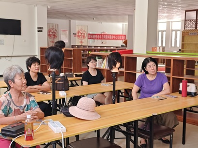 【南蔡村镇社工站】“剪一缕关爱，暖一方夕阳”——义剪志愿服务队技能培训开班啦