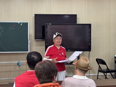 西上园社区“红心诵经典”:宋叔领读,共赴书香七一之约 西上园社区“红心诵经典”:宋叔领读,共赴书香七一之约