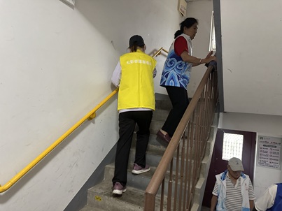 汇聚七彩力量 点亮社区之光 白将军社区七彩志愿服务队服务行动 汇聚七彩力量 点亮社区之光 白将军社区七彩志愿服务队服务行动