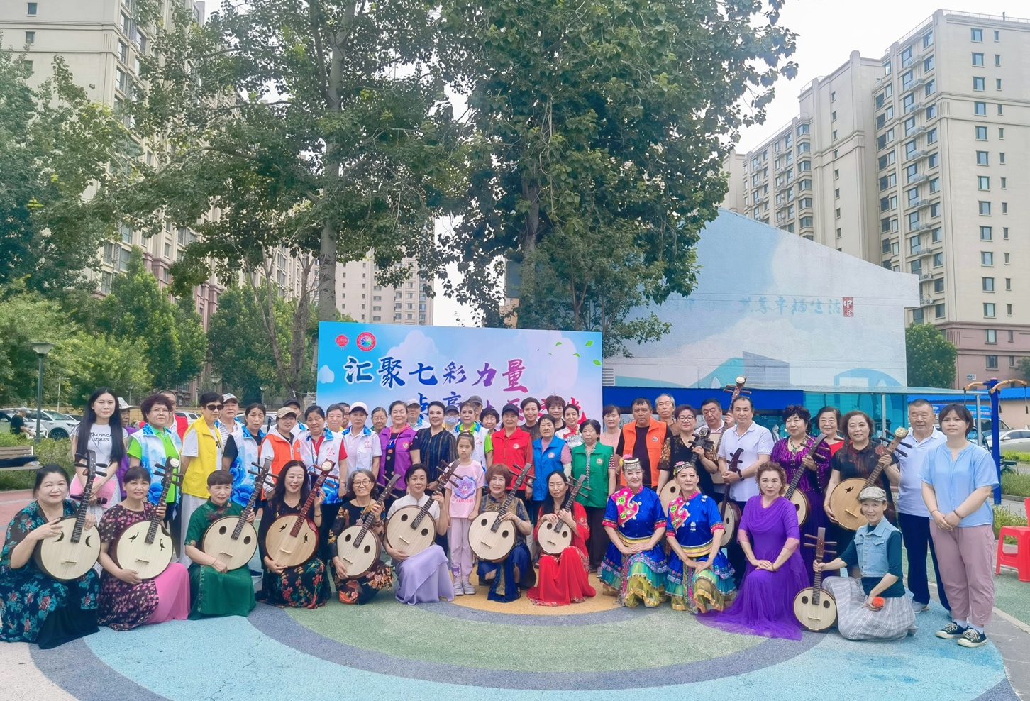 汇聚七彩力量 点亮社区之光 白将军社区七彩志愿服务队服务行动 汇聚七彩力量 点亮社区之光 白将军社区七彩志愿服务队服务行动