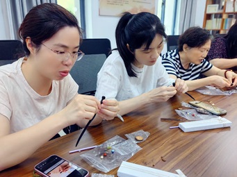 欧典社区 | “心育固本 簪藏芬芳”家庭教育沙龙暨中药发簪手工创作活动 欧典社区 | “心育固本 簪藏芬芳”家庭教育沙龙暨中药发簪手工创作活动