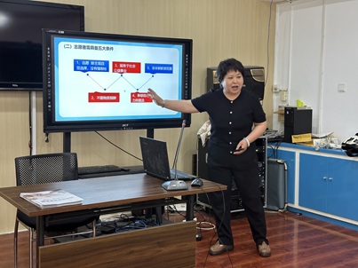 “志在同行,赋能未来”西上园社区 宋叔工作坊志愿者能力提升培训圆满举行 “志在同行,赋能未来”西上园社区 宋叔工作坊志愿者能力提升培训圆满举行