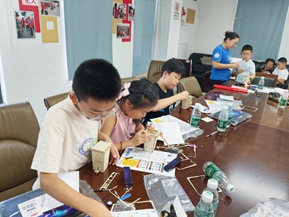 邓尉村|“科普创造 绿色生活” 制作智能垃圾桶 邓尉村|“科普创造 绿色生活” 制作智能垃圾桶