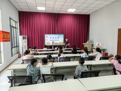欧典社区 | “科技梦想 伴我成长”夏令营---收音机科技手工制作活动 欧典社区 | “科技梦想 伴我成长”夏令营---收音机科技手工制作活动