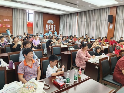 邓尉村|吴中区光福镇关工委雪海文艺 演唱队暑期进村演出 邓尉村|吴中区光福镇关工委雪海文艺 演唱队暑期进村演出