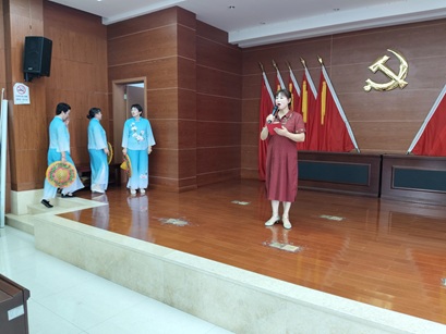 邓尉村|吴中区光福镇关工委雪海文艺 演唱队暑期进村演出 邓尉村|吴中区光福镇关工委雪海文艺 演唱队暑期进村演出