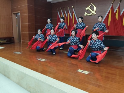 邓尉村|吴中区光福镇关工委雪海文艺 演唱队暑期进村演出 邓尉村|吴中区光福镇关工委雪海文艺 演唱队暑期进村演出