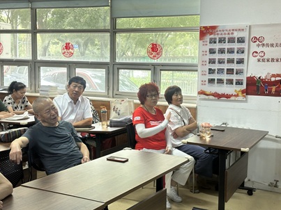 西上园社区“宋叔工作坊”双赋能:安全筑底,健康护航,志愿力量更强劲 西上园社区“宋叔工作坊”双赋能:安全筑底,健康护航,志愿力量更强劲