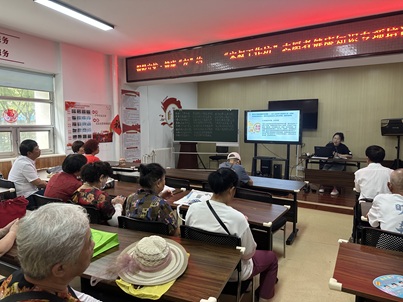西上园社区“宋叔工作坊”双赋能:安全筑底,健康护航,志愿力量更强劲 西上园社区“宋叔工作坊”双赋能:安全筑底,健康护航,志愿力量更强劲