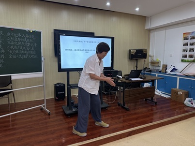 西上园社区“宋叔工作坊”双赋能:安全筑底,健康护航,志愿力量更强劲 西上园社区“宋叔工作坊”双赋能:安全筑底,健康护航,志愿力量更强劲