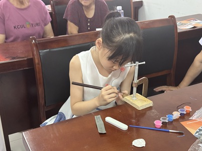 梅园社区|“本土非遗核雕之科普及体验”活动 梅园社区|“本土非遗核雕之科普及体验”活动