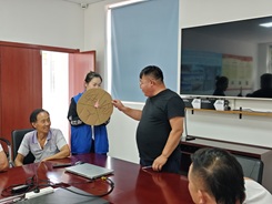 【南蔡村镇社工站】粜粮务村:以“匠心绿动・美邻工坊”为载体,推动粜粮务村治理能力提升 【南蔡村镇社工站】粜粮务村:以“匠心绿动・美邻工坊”为载体,推动粜粮务村治理能力提升
