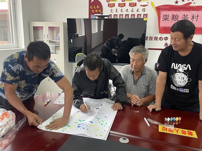 【南蔡村镇社工站】粜粮务村:以“匠心绿动・美邻工坊”为载体,推动粜粮务村治理能力提升 【南蔡村镇社工站】粜粮务村:以“匠心绿动・美邻工坊”为载体,推动粜粮务村治理能力提升