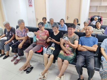 邓尉村|科技点亮生活 智能手机培训活动 邓尉村|科技点亮生活 智能手机培训活动