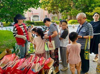 欧典社区 | 代代传情 老少同乐——趣味运动会绘就幸福图景 欧典社区 | 代代传情 老少同乐——趣味运动会绘就幸福图景