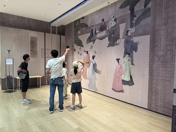 梅园社区|“智造未来·乳业探秘”——明治全自动化生产线科技体验营 梅园社区|“智造未来·乳业探秘”——明治全自动化生产线科技体验营