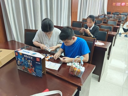 邓尉村|“巧手制卫星 运载航天梦”      航天科普活动